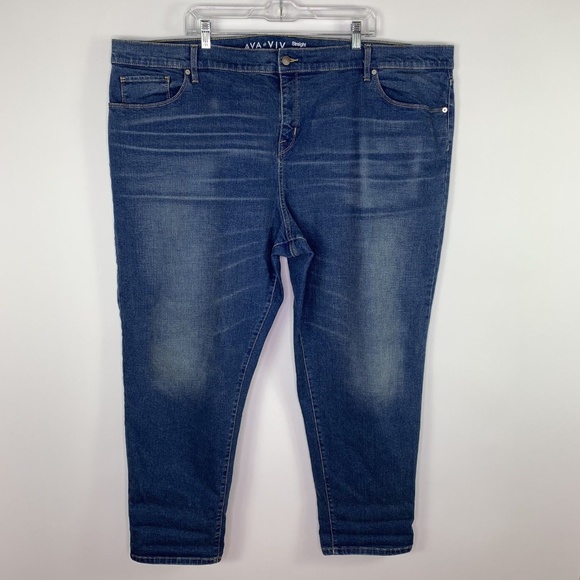 Ava & Viv Denim - AVA VIV Plus Size Jeans  Medium Wash Capri Ankle
